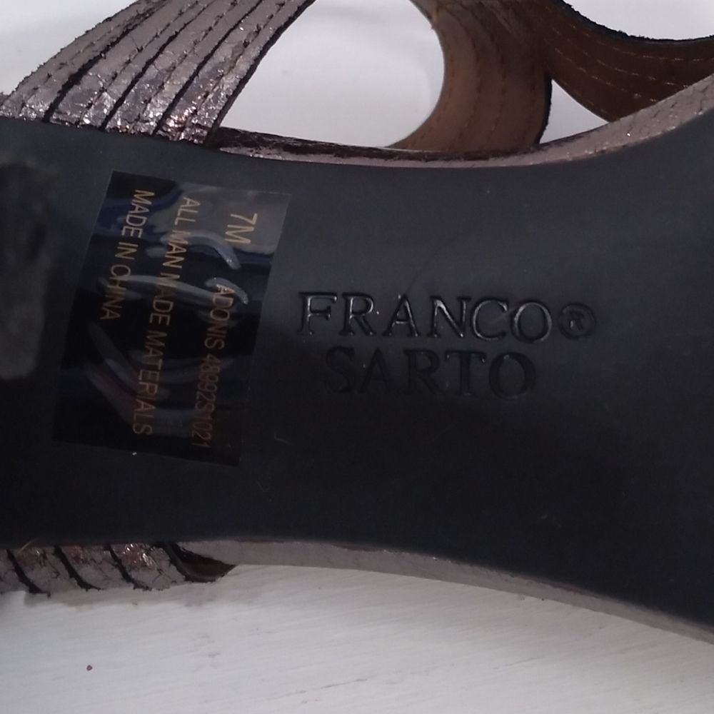 Franko Sarto 4" Ankle Strap Heels. Size 7M - Picture 3 of 12